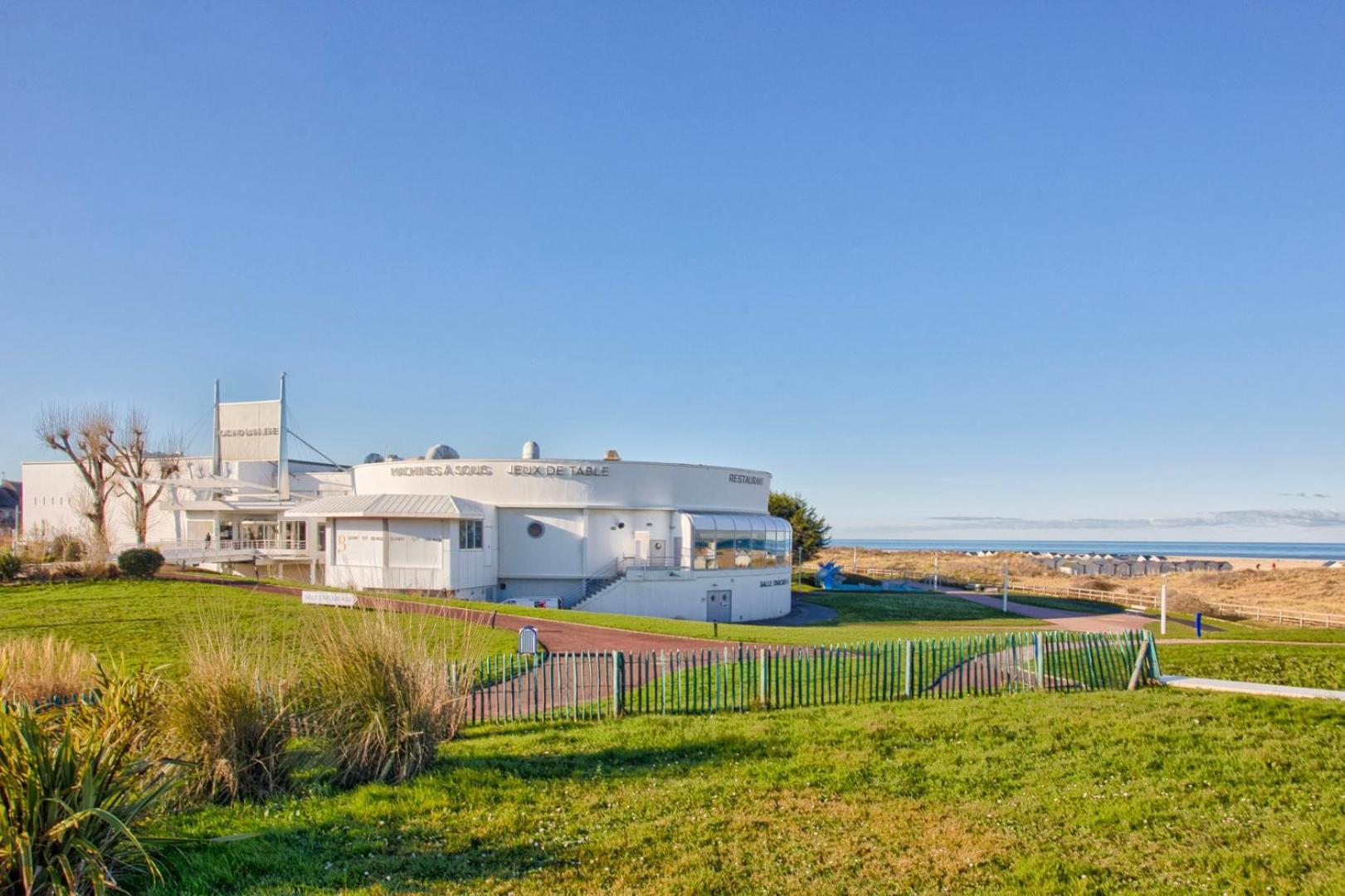 Hotel La Casa Bella - Calm And Cosy House By The Sea Ouistreham Exterior foto